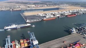 أبرز المعلومات حول خط الرورو بين مينائى دمياط وتريستا الإيطالي