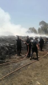 محافظ الغربية يعلن السيطرة الكاملة على حريق شونة كتان بشبراملس 
