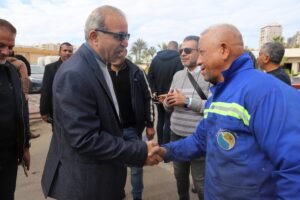 بحضور المهندس سامي قنديل.. شركة الصرف الصحي بالإسكندرية تختبر المتقدمين لوظائف السائقين