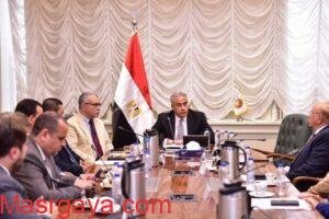 وزير العمل يتابع إجراءت تنفيذ مشروع مهنى 2030 مع اللجنة المختصة