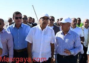 رئيس الوزراء يزور مدينة رأس الحكمة.. ويتابع موقف تسليم الأراضي البديلة للأسر المُستحقة