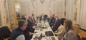 وزير الاتصالات..يشارك فى جلسة "تسخير الذكاء الاصطناعي بباريس