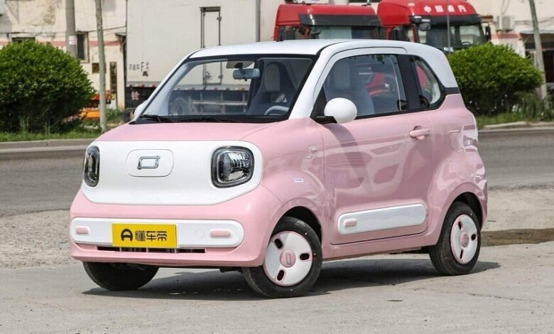 شركة FAW تطرح في روسيا سيارة كهربائية مدعومة بالذكاء الاصطناعي