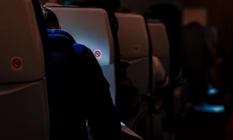امرأة تتعرض للتحرش على متن طائرة أمريكية تابعة لـ"أمريكان إيرلاينز"