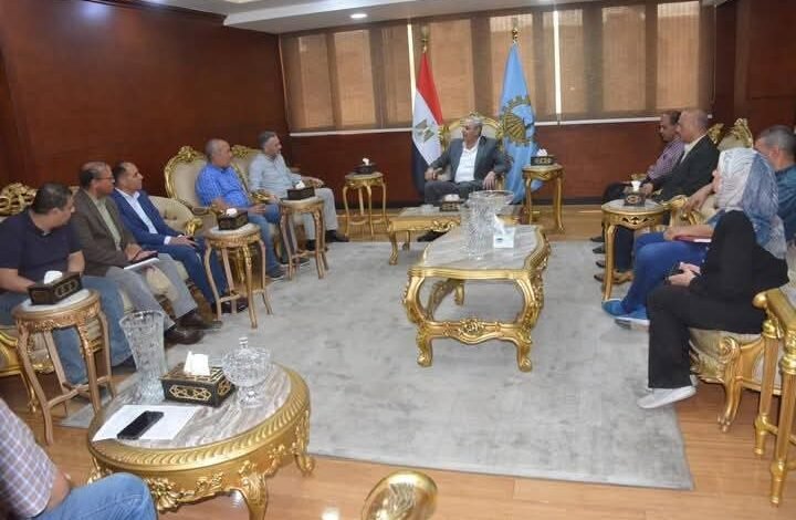 محافظ الغربية يناقش ملاحظات تشغيل مجزر شوني مع مستشار وزير التنمية المحلية