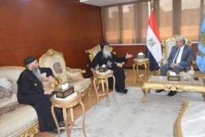 محافظ الغربية يستقبل الأنبا بولا للتهنئة بعيد الأضحى المبارك