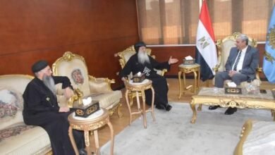محافظ الغربية يستقبل الأنبا بولا للتهنئة بعيد الأضحى المبارك