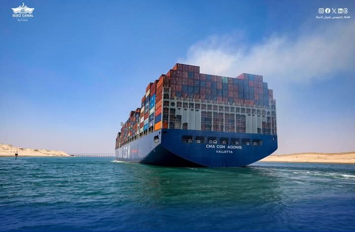 قناة السويس تشهد عبور سفينة الحاويات العملاقة CMA CGM JULES VERNE