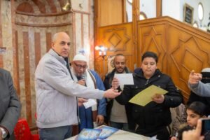 رئيس مياه الإسكندرية يواصل دعم حفظة القرآن الكريم 