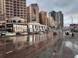 الصرف الصحي بالإسكندرية يُحافظ على انسياب الحركة ويواصل الانتشار الميداني